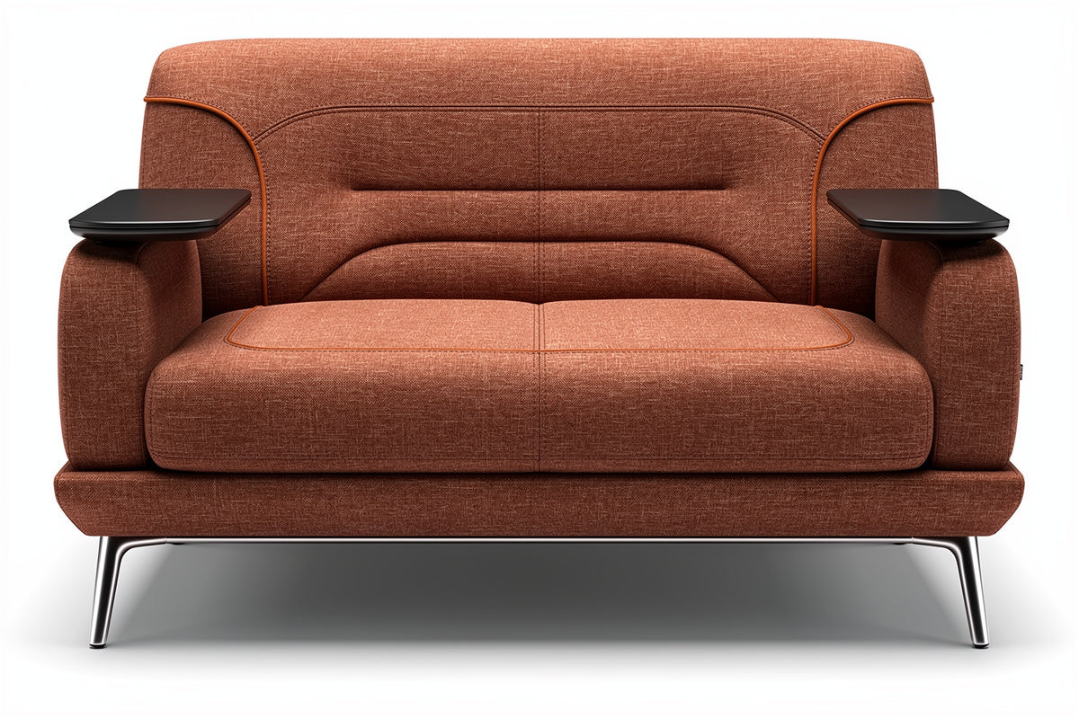 "Nowoczesna sofa dwuosobowa z ergonomicznie zaprojektowanymi podłokietnikami"